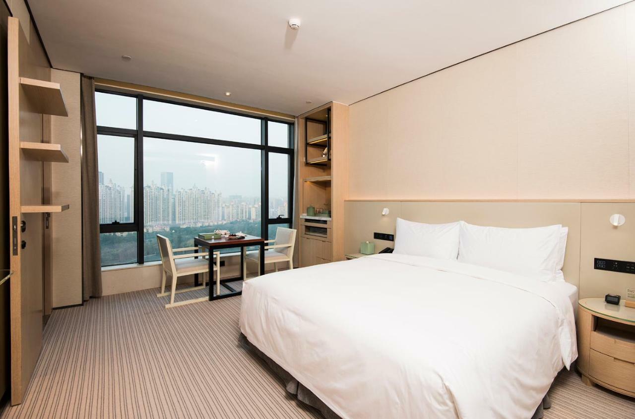 Virtuous World Hotel Foshan Exterior photo