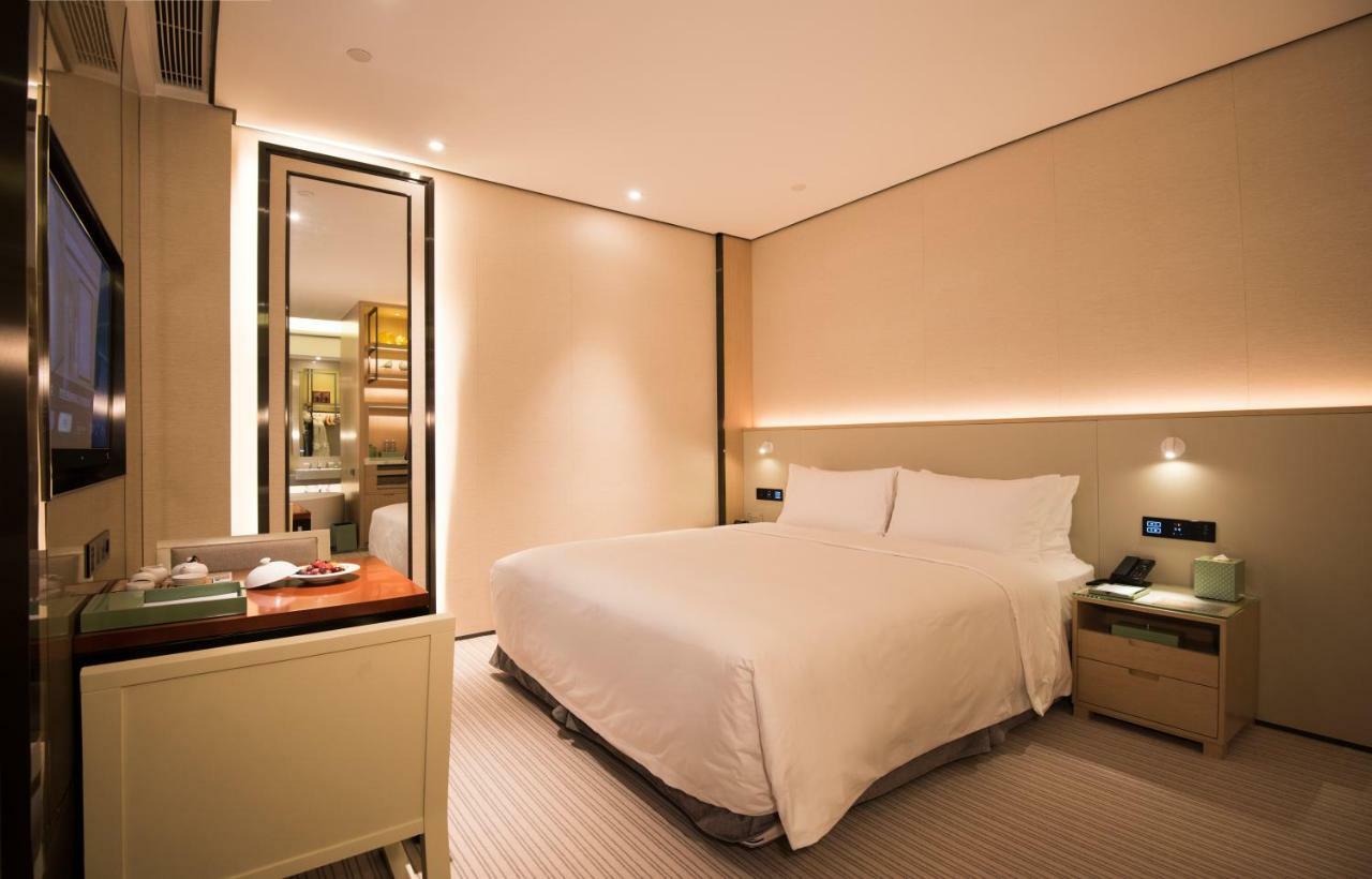 Virtuous World Hotel Foshan Exterior photo