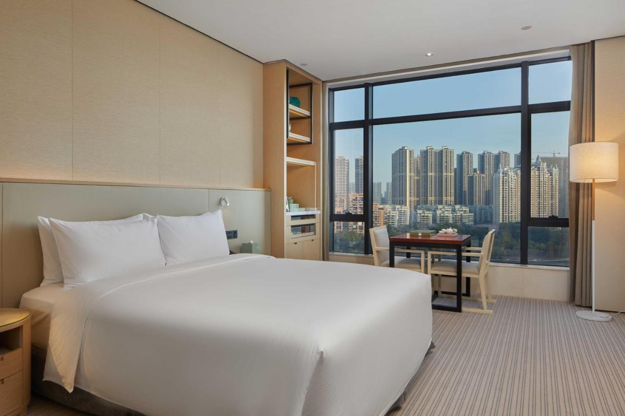 Virtuous World Hotel Foshan Exterior photo